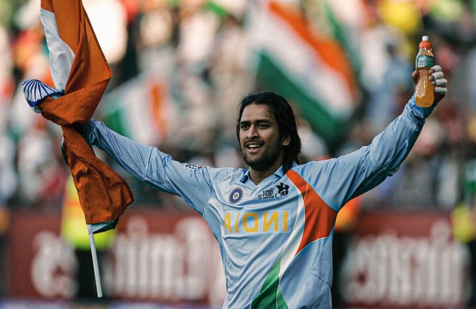 Dhoni Moves Millions With One Powerful Moment