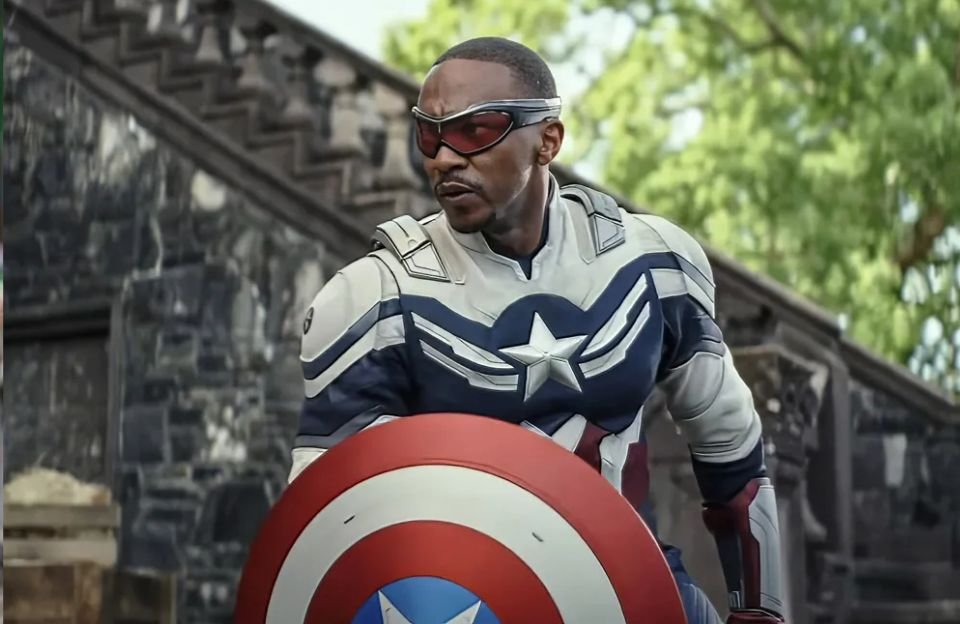 Captain America Returns to the Spotlight as Marvel Buzz Explodes Online