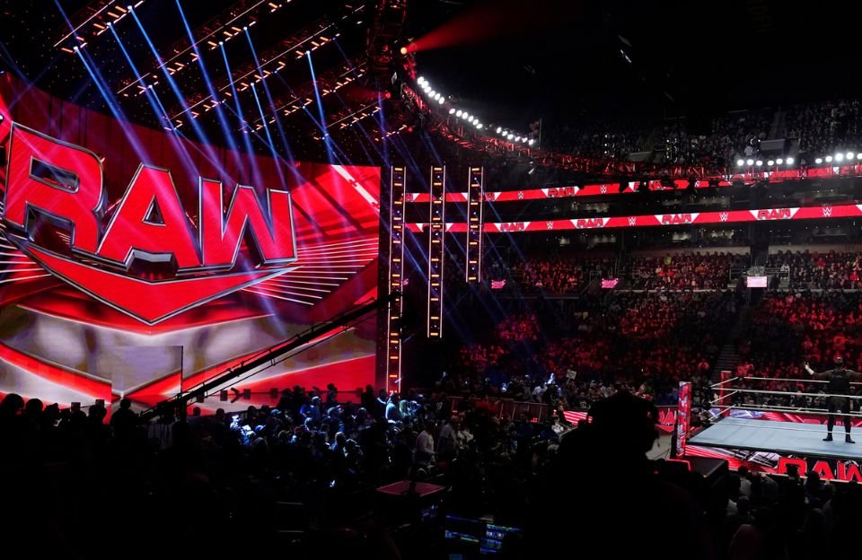 WWE RAW Lights Up Madison Square Garden Ahead of WrestleMania 2026