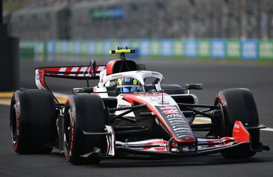 Oliver Bearman crashes heavily at Japanese Grand Prix