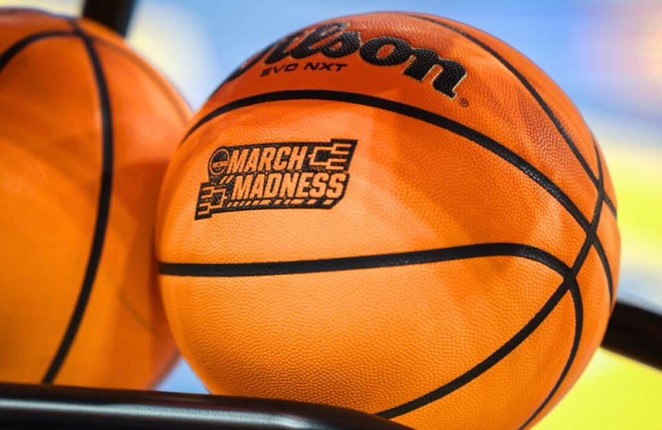 MI Pushed UConn to the Edge in March Madness Thriller!