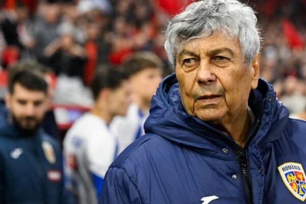 Mircea Lucescu suffers heart attack a day after resigning as Romania coach